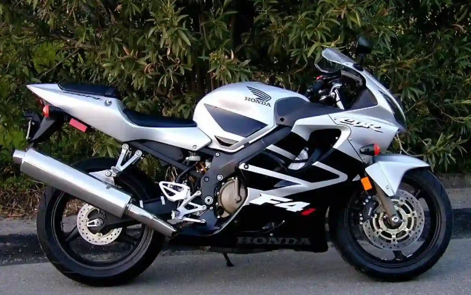 Honda CBR600F 2007
