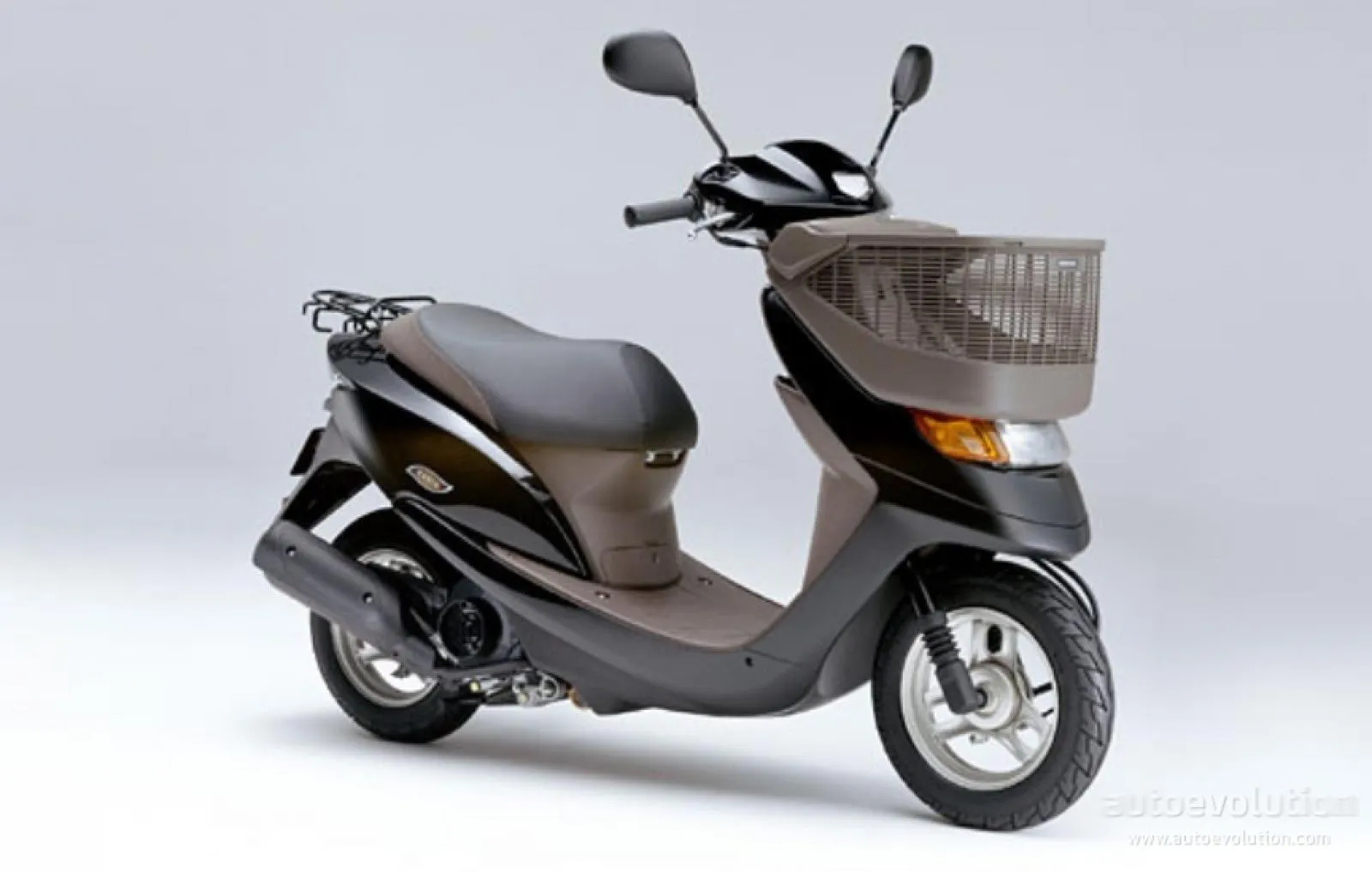Honda Dio Cesta 2006