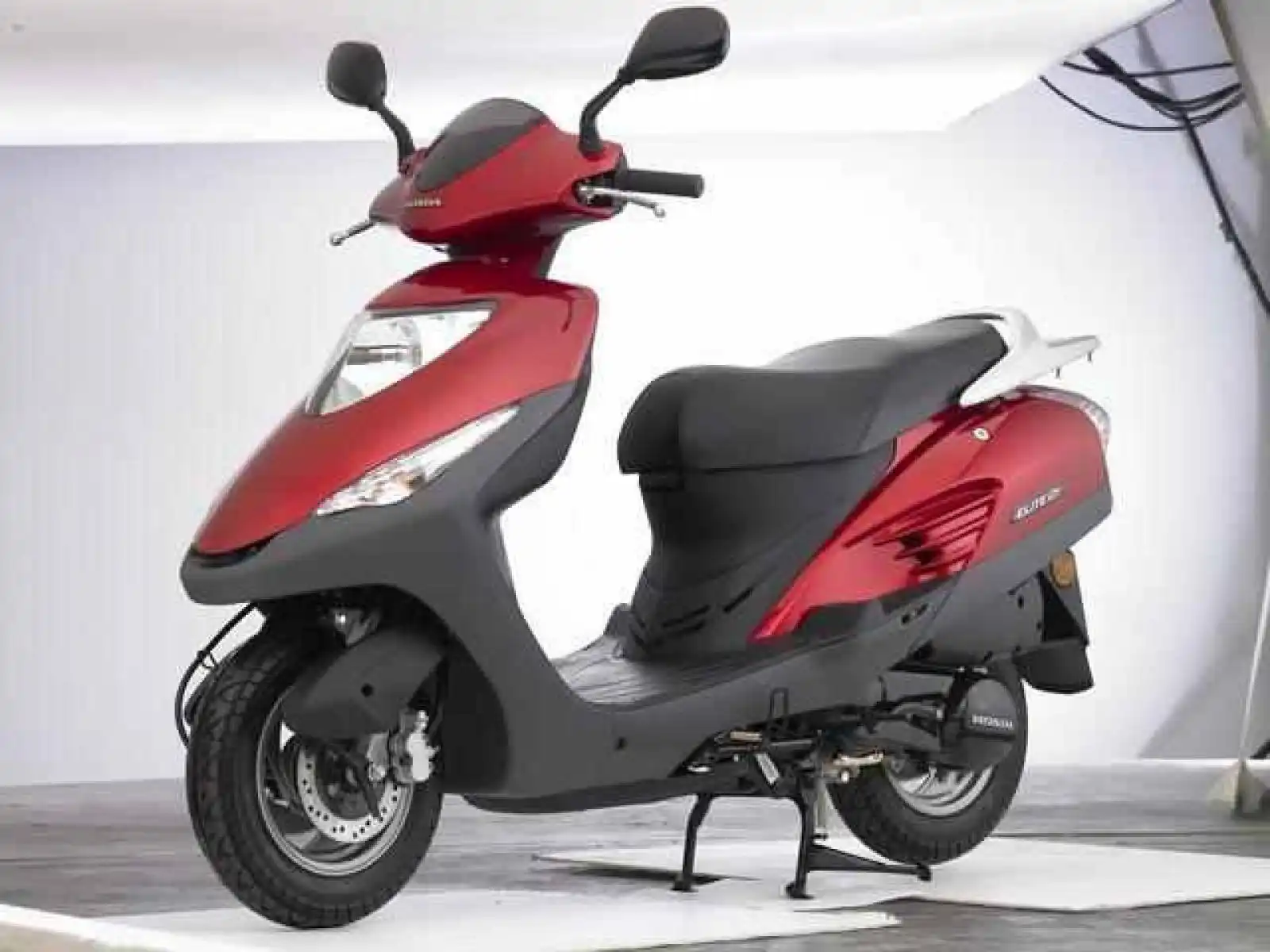 Honda Elite 2012