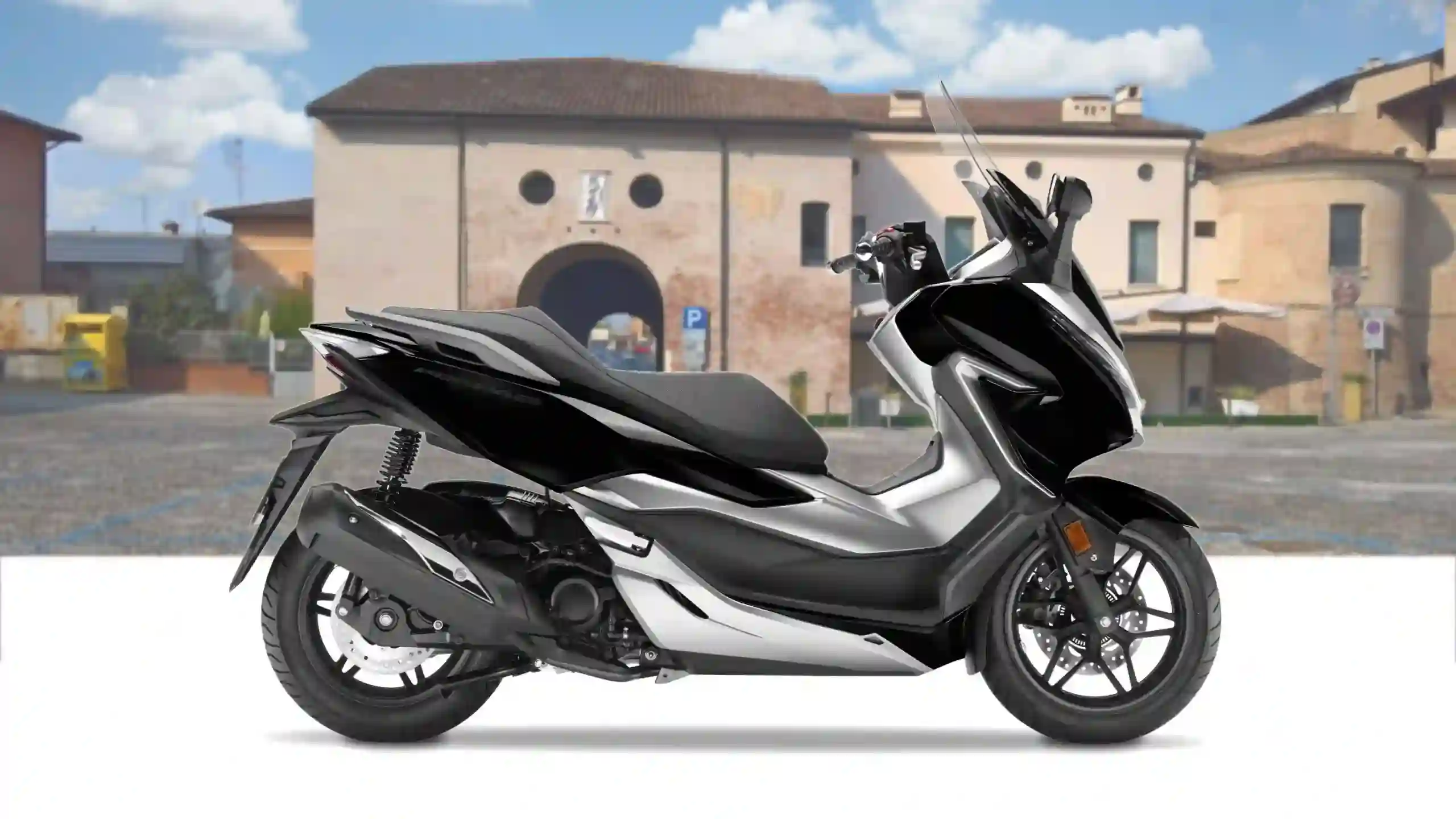 Honda Forza 2018