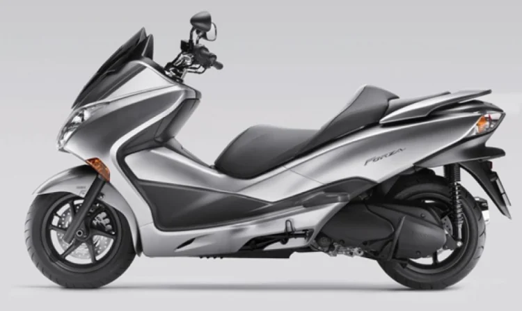 Honda Forza X 2011