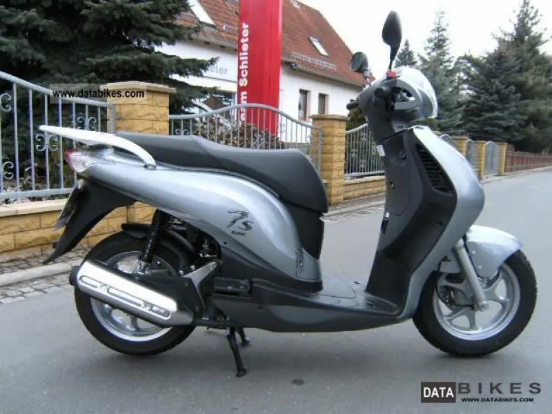 Honda Ps125i Sporty 2011