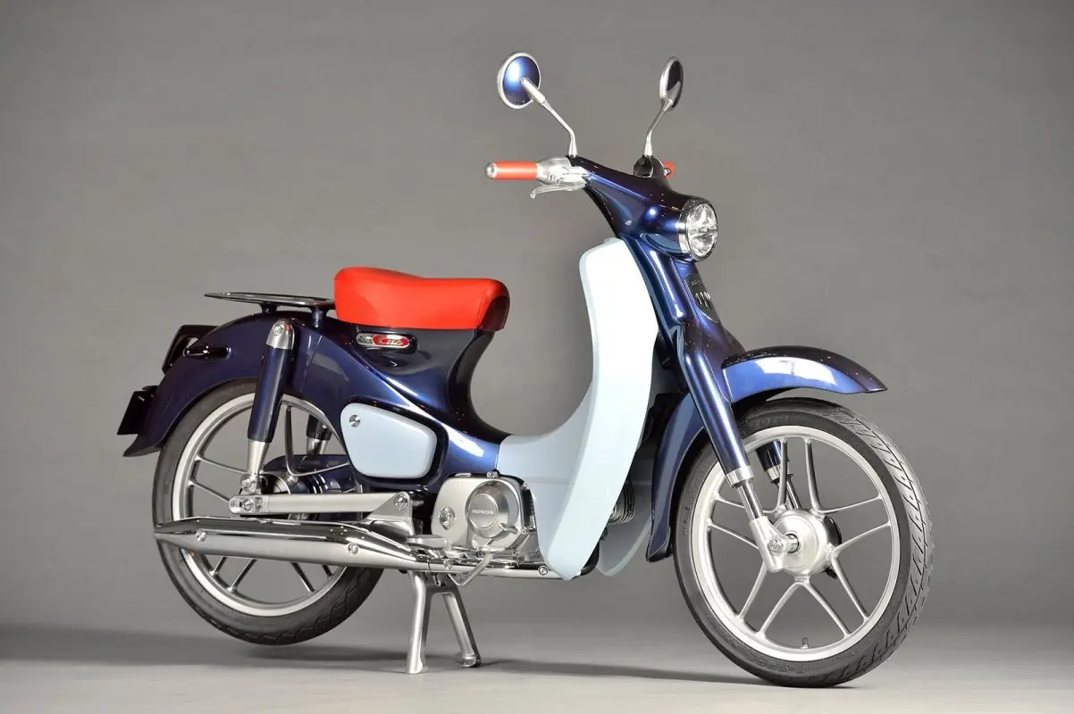 Honda Super Cub 2015