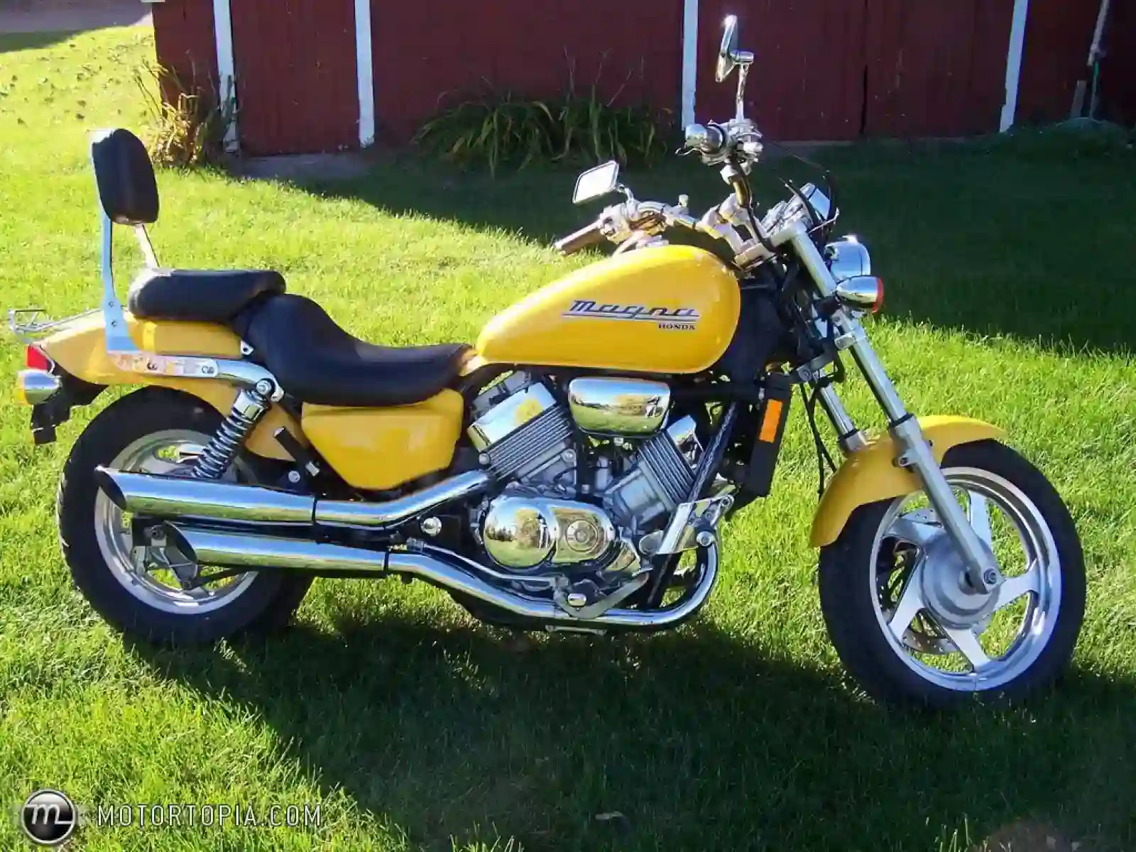 Honda VF 750 Magna 2003