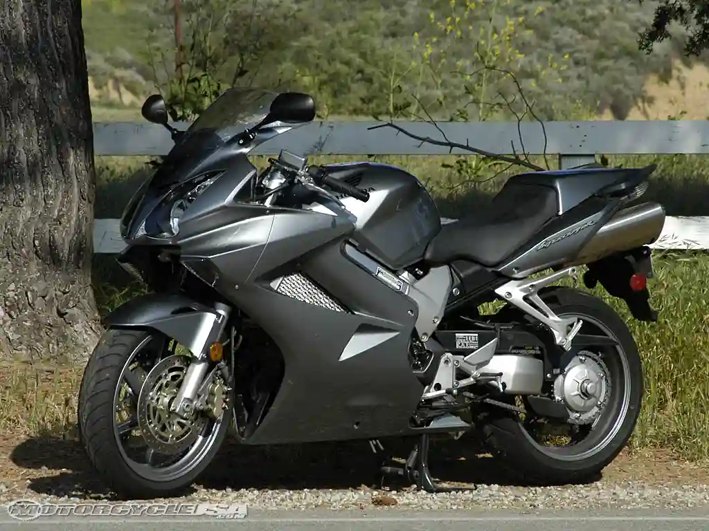 Honda VFR 800 FI Interceptor ABS 2004