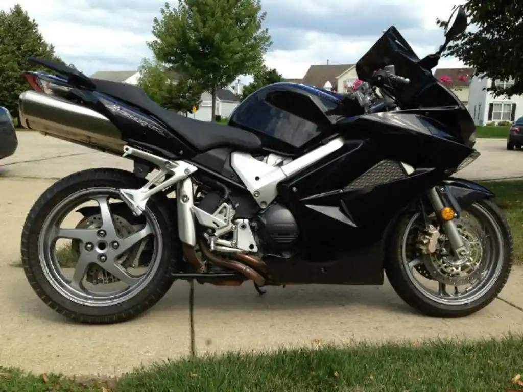 Honda VFR 800 Interceptor ABS 2006