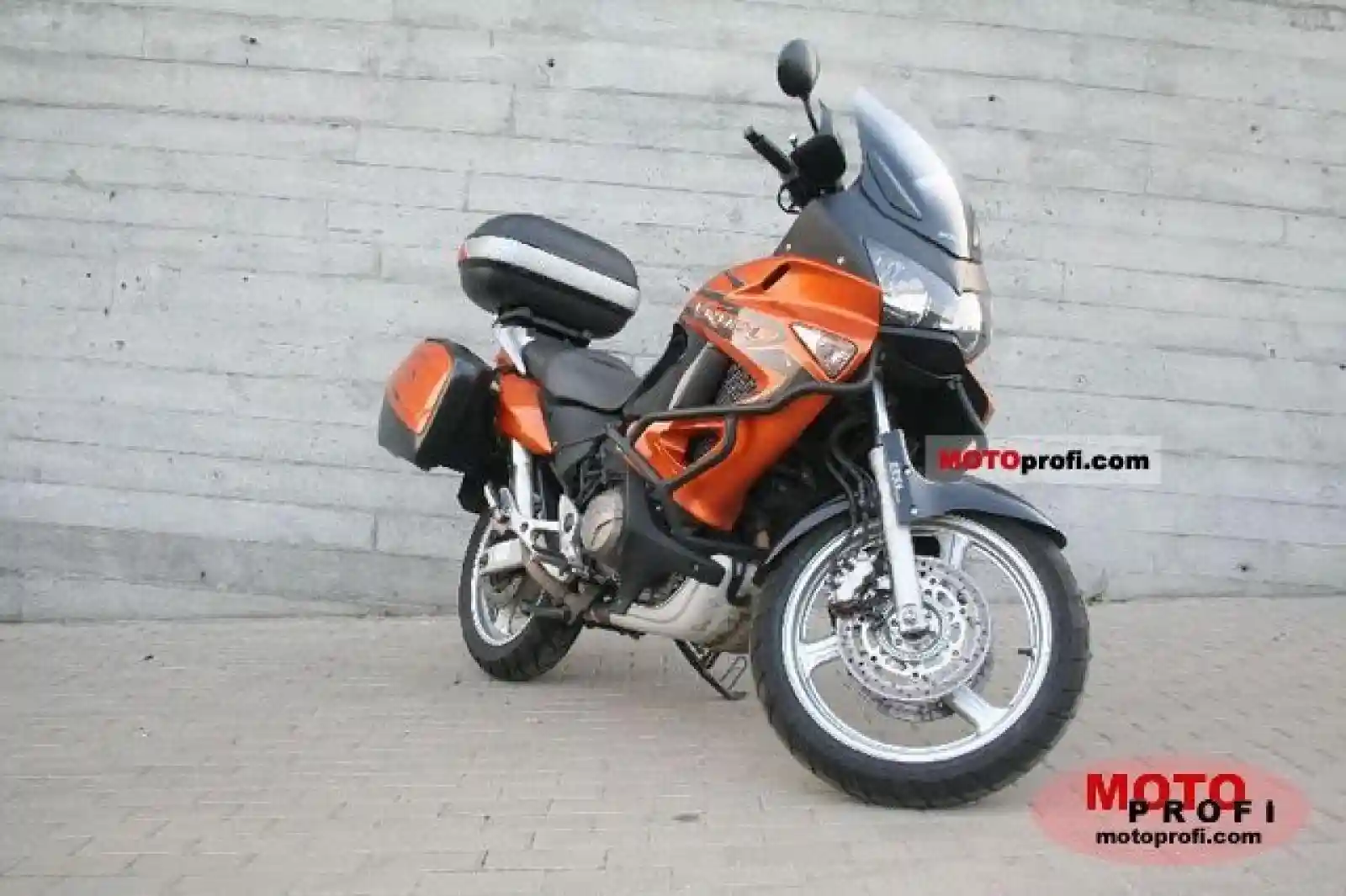 Honda XL1000V Varadero 2008