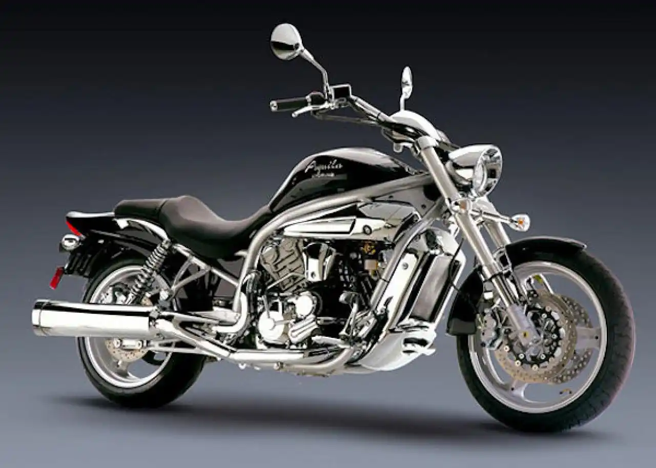Hyosung Aquila 650 2006