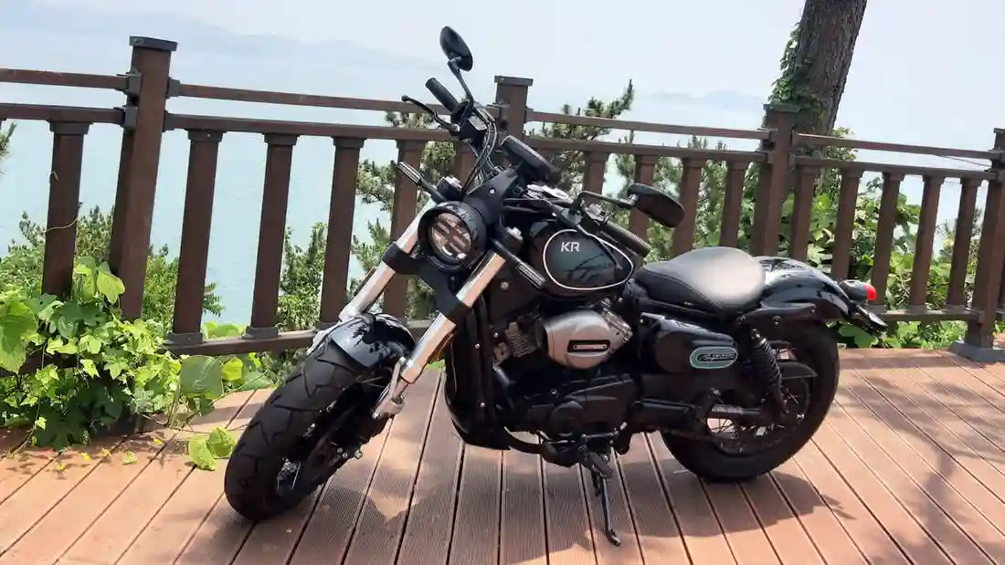 Hyosung GV 300 S Aquila 2023