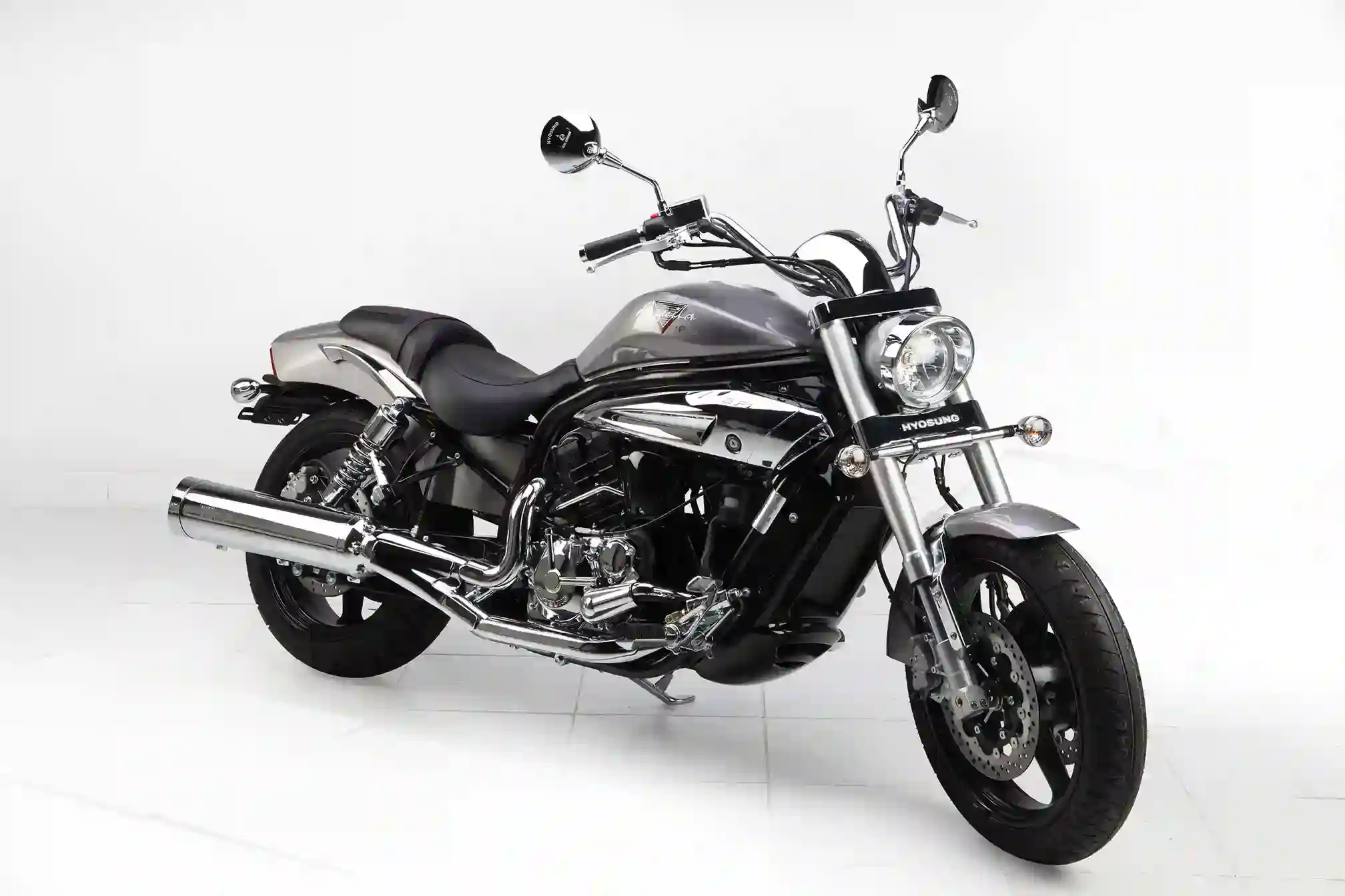 Hyosung GV650P 2016