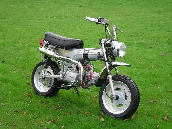 Jincheng ST 125 SM 2003