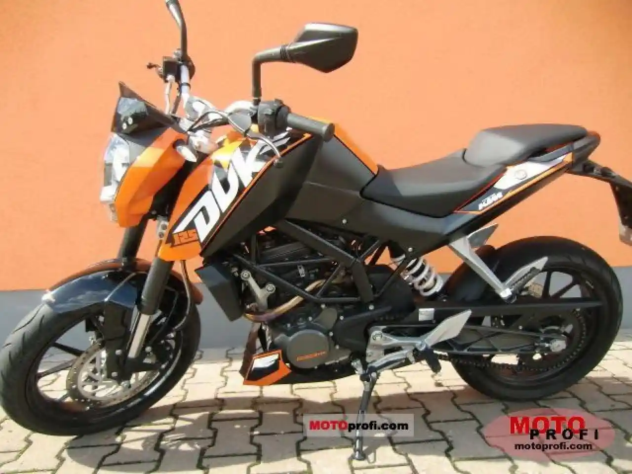 KTM 125 Duke 2011