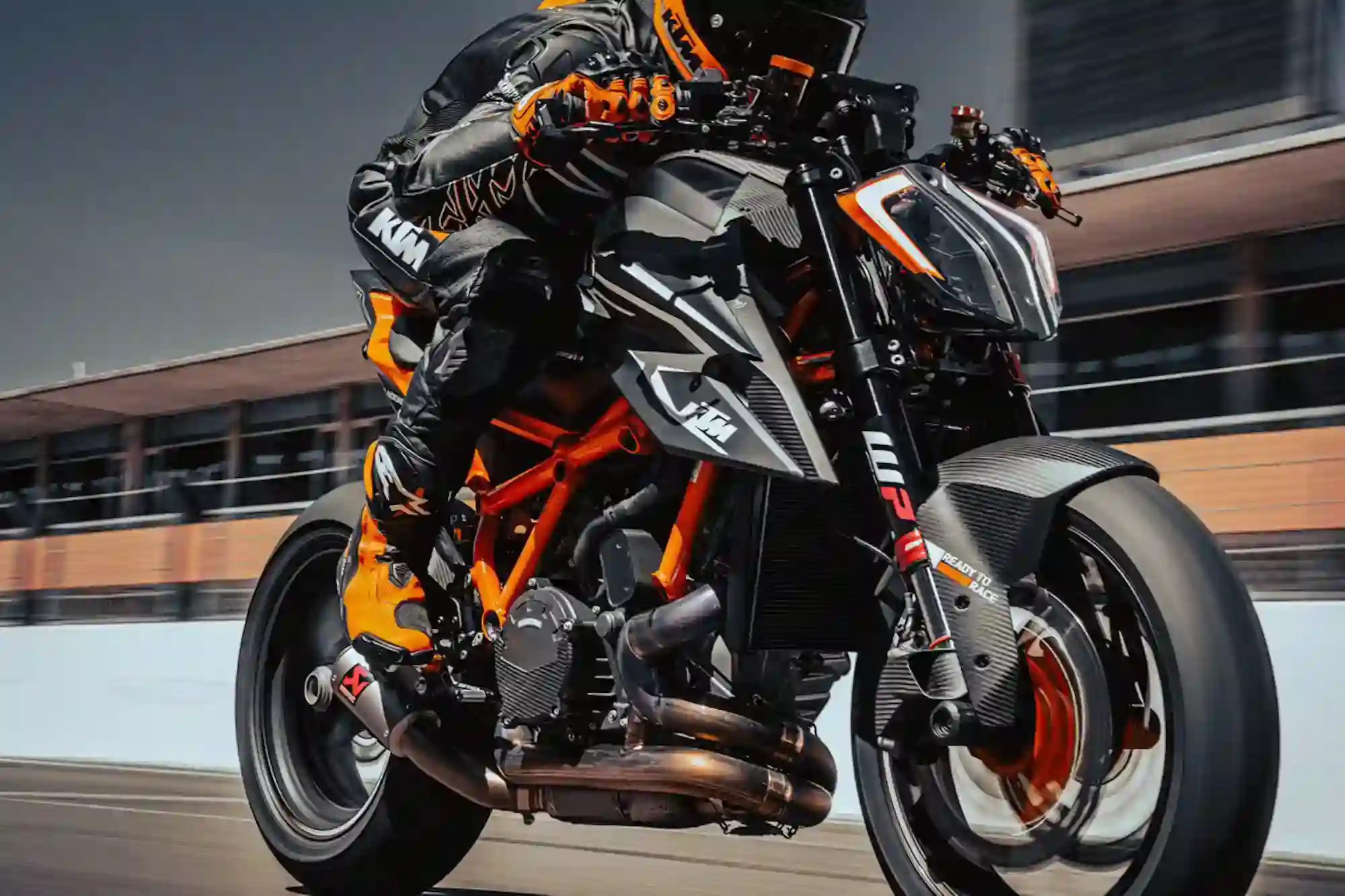 KTM 1290 Super Duke R 2023