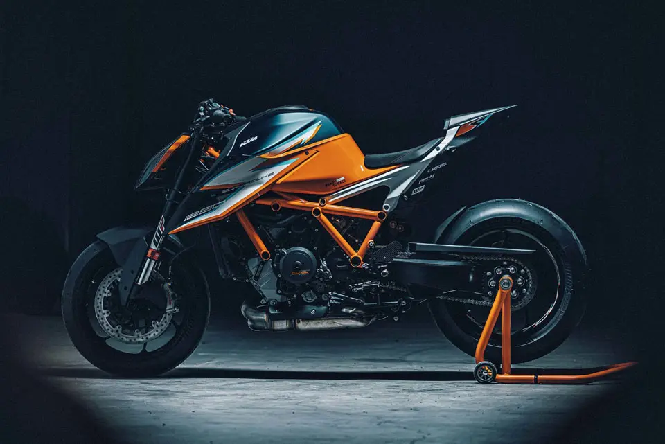 KTM 1290 Super Duke RR 2021