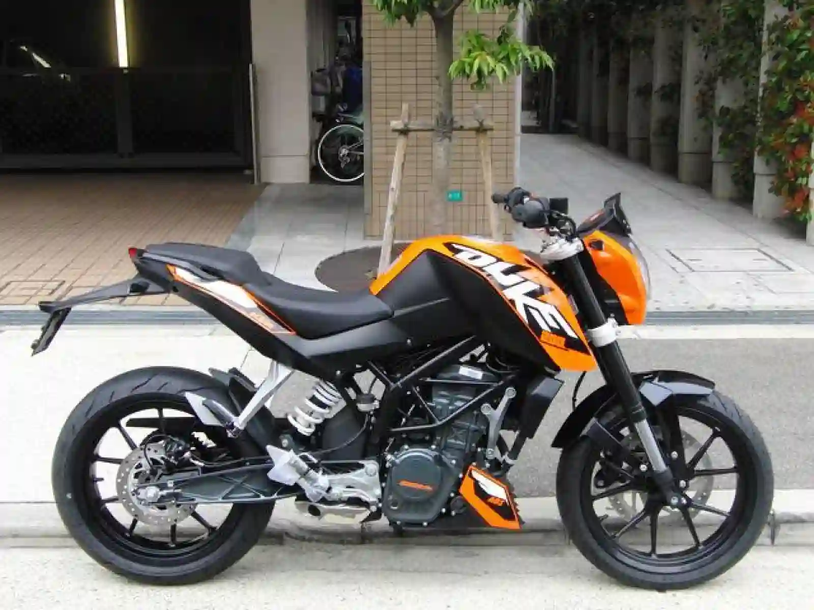 KTM 200 Duke 2014