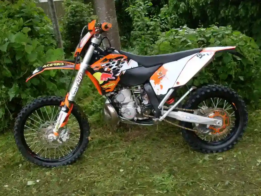 KTM 250 EXC 2009 1