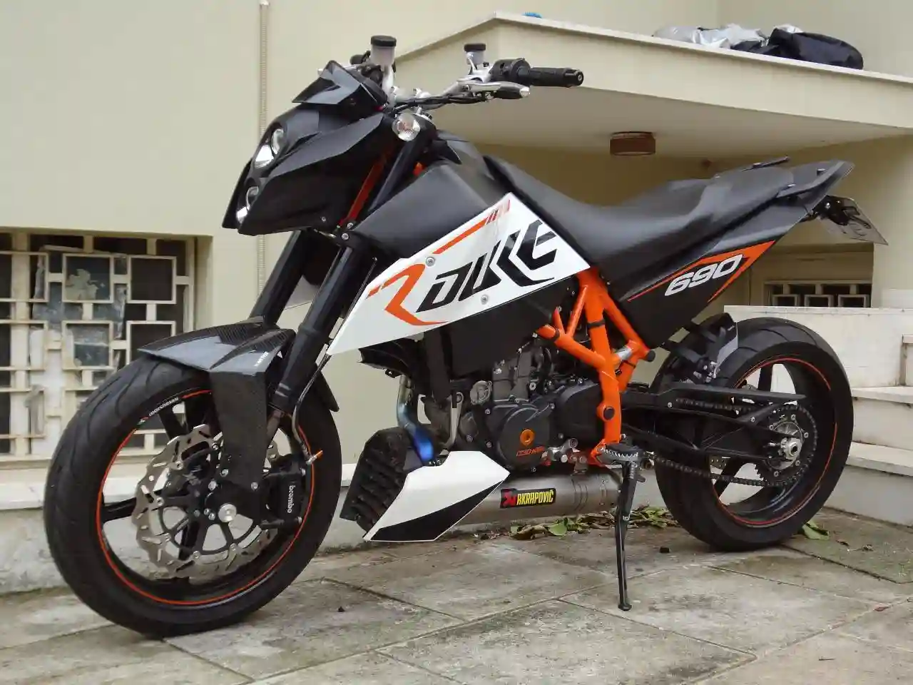 KTM 690 Duke R 2011