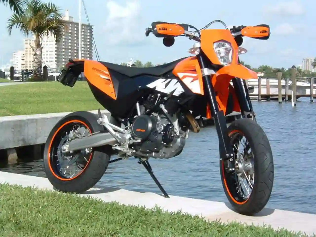 KTM 690 SMC 2008