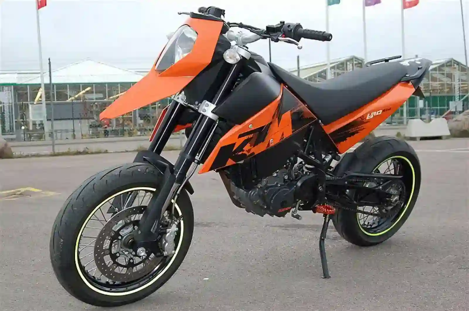 KTM 690 Supermoto 2008