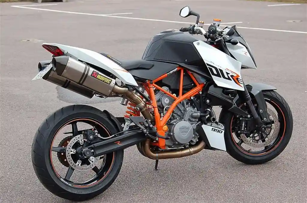 KTM 990 Super Duke R 2010