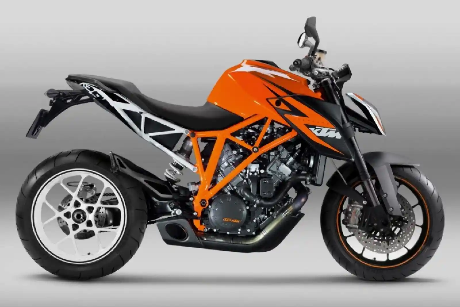 KTM 990 Super Duke R 2013