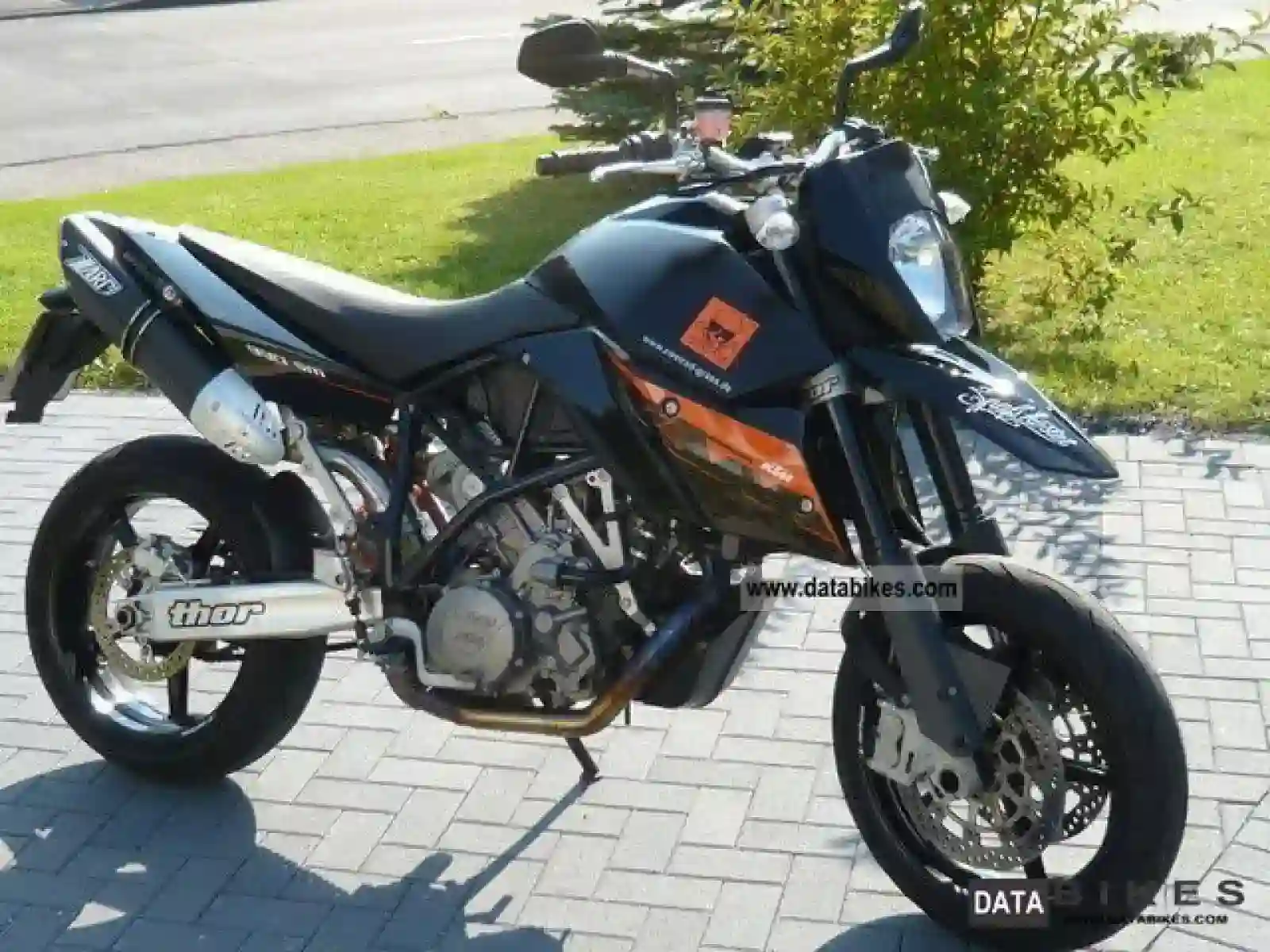 KTM 990 Supermoto 2009 1