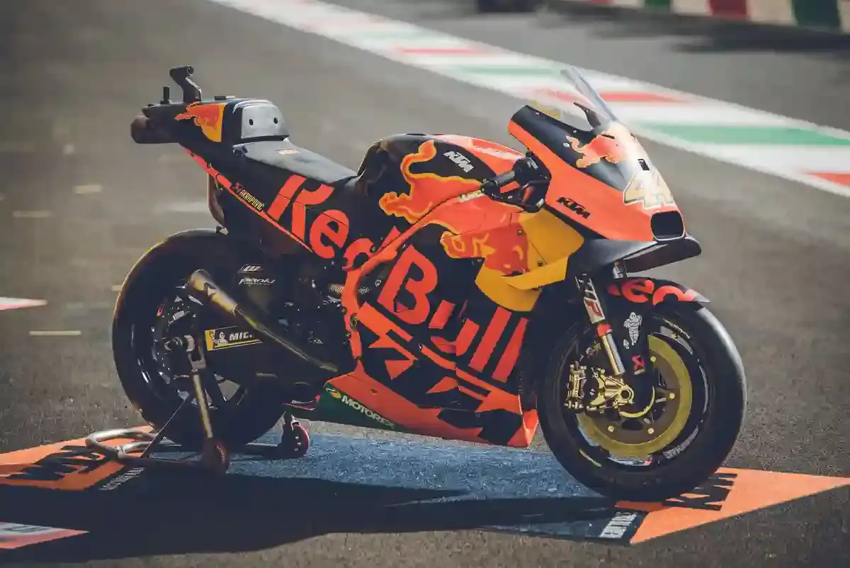 KTM RC16 2019