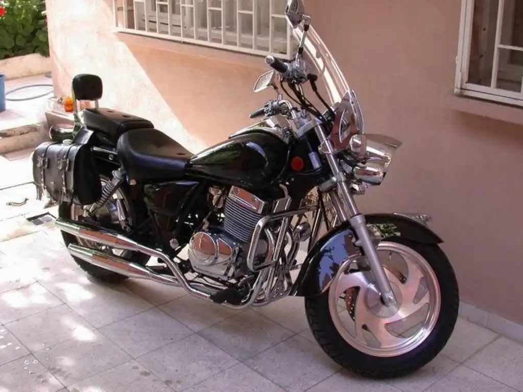 Kanuni Seyhan 250 C 2004