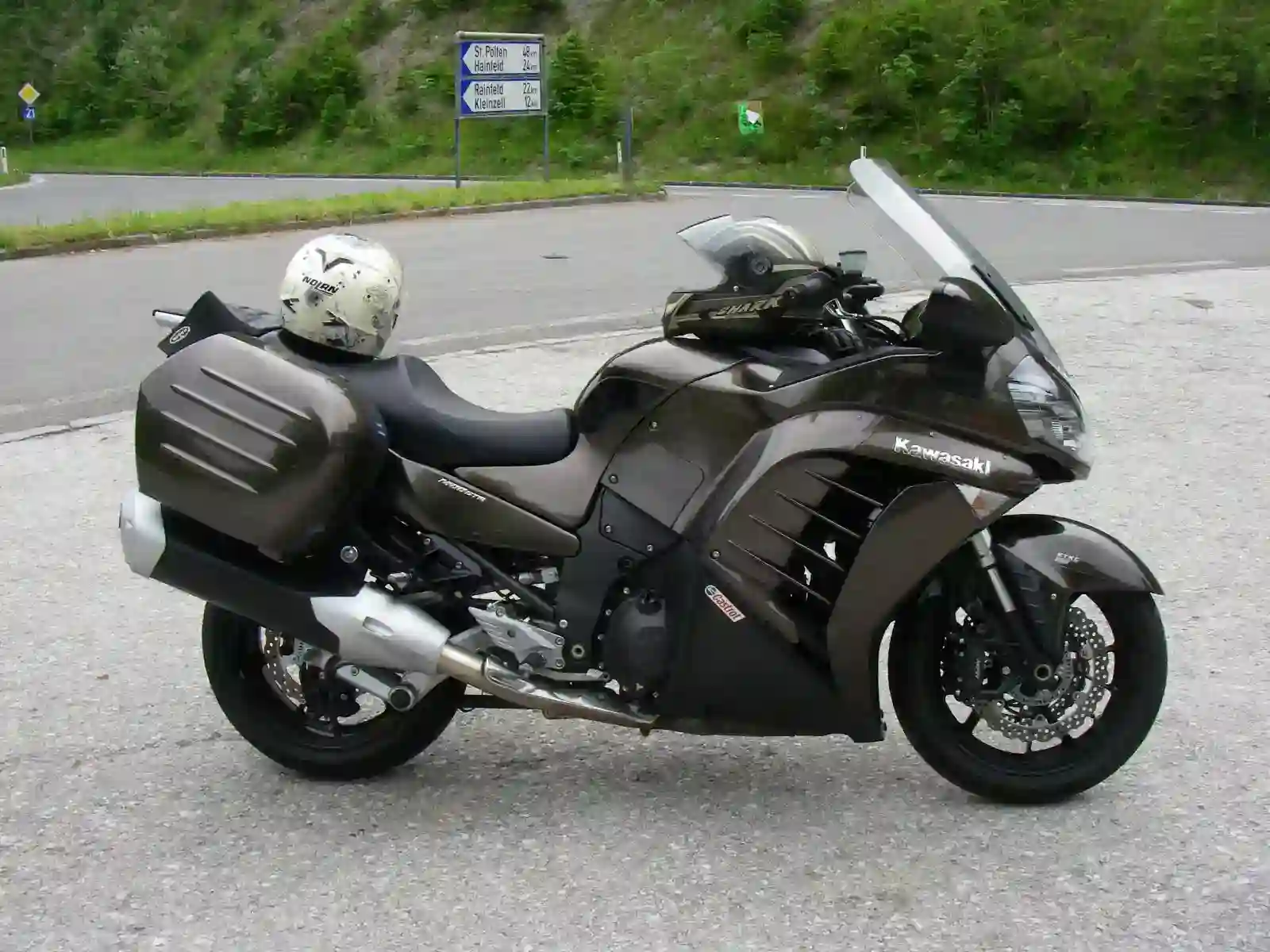 Kawasaki 1400 GTR 2010