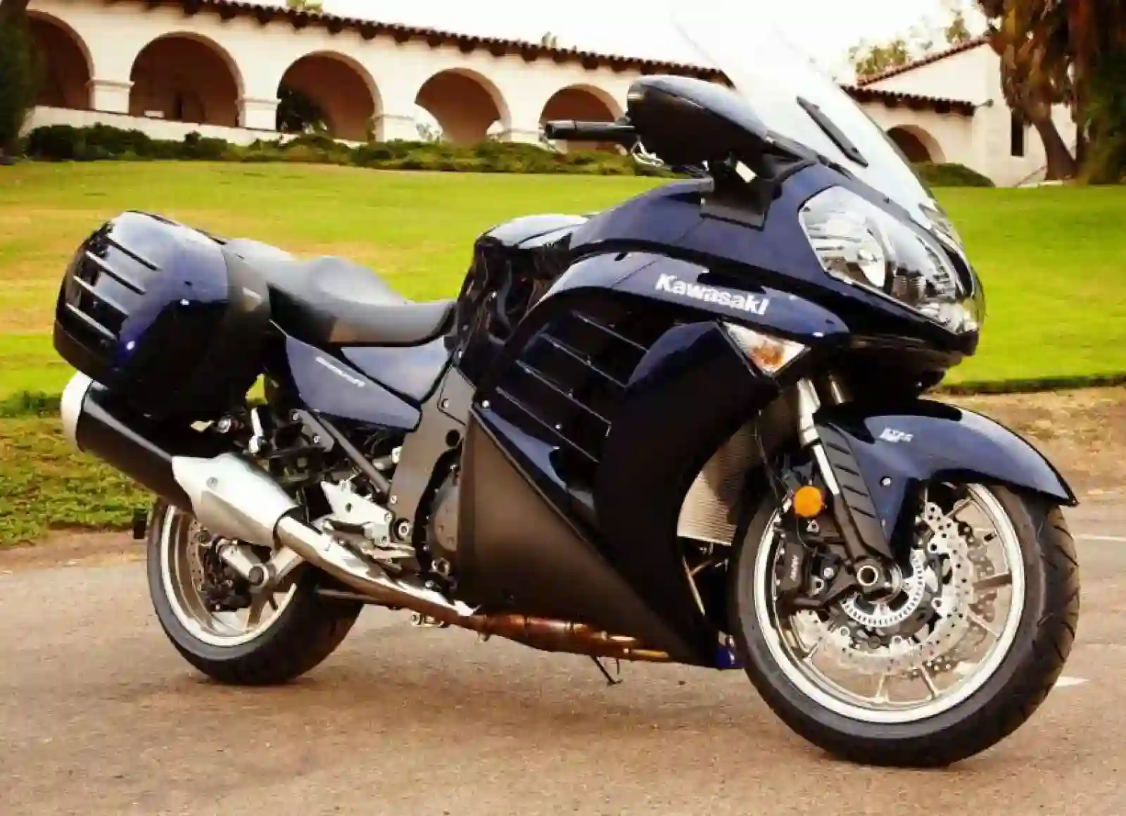 Kawasaki 1400 GTR 2011
