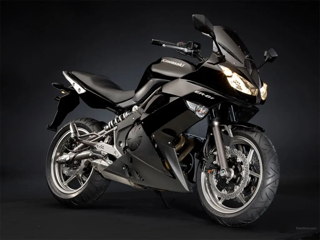 Kawasaki ER 6F 2009 1