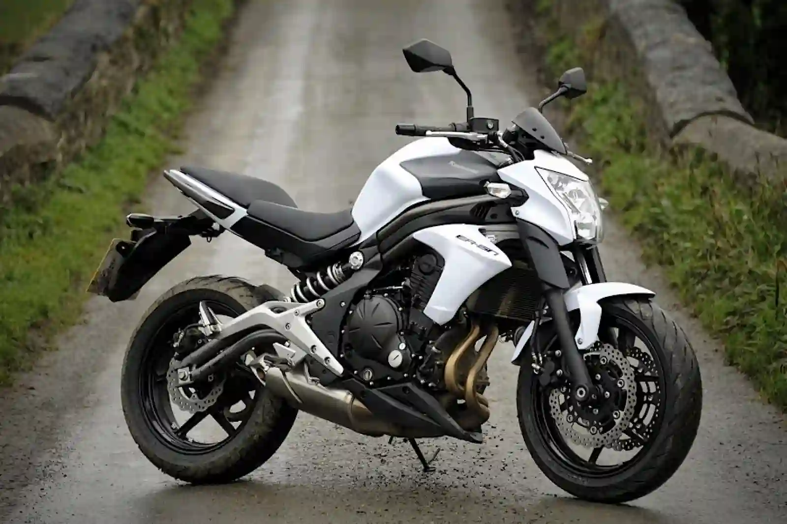 Kawasaki ER 6N 2012