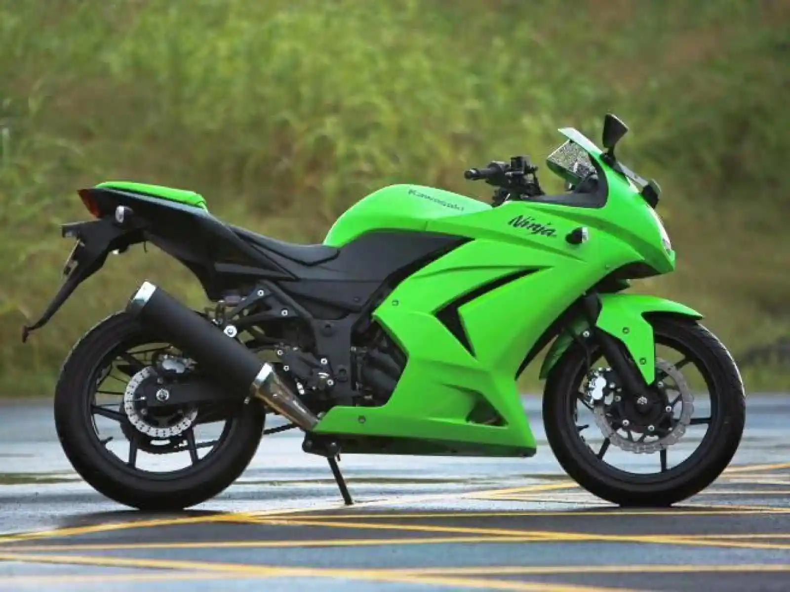 Kawasaki Ninja 250R 2012