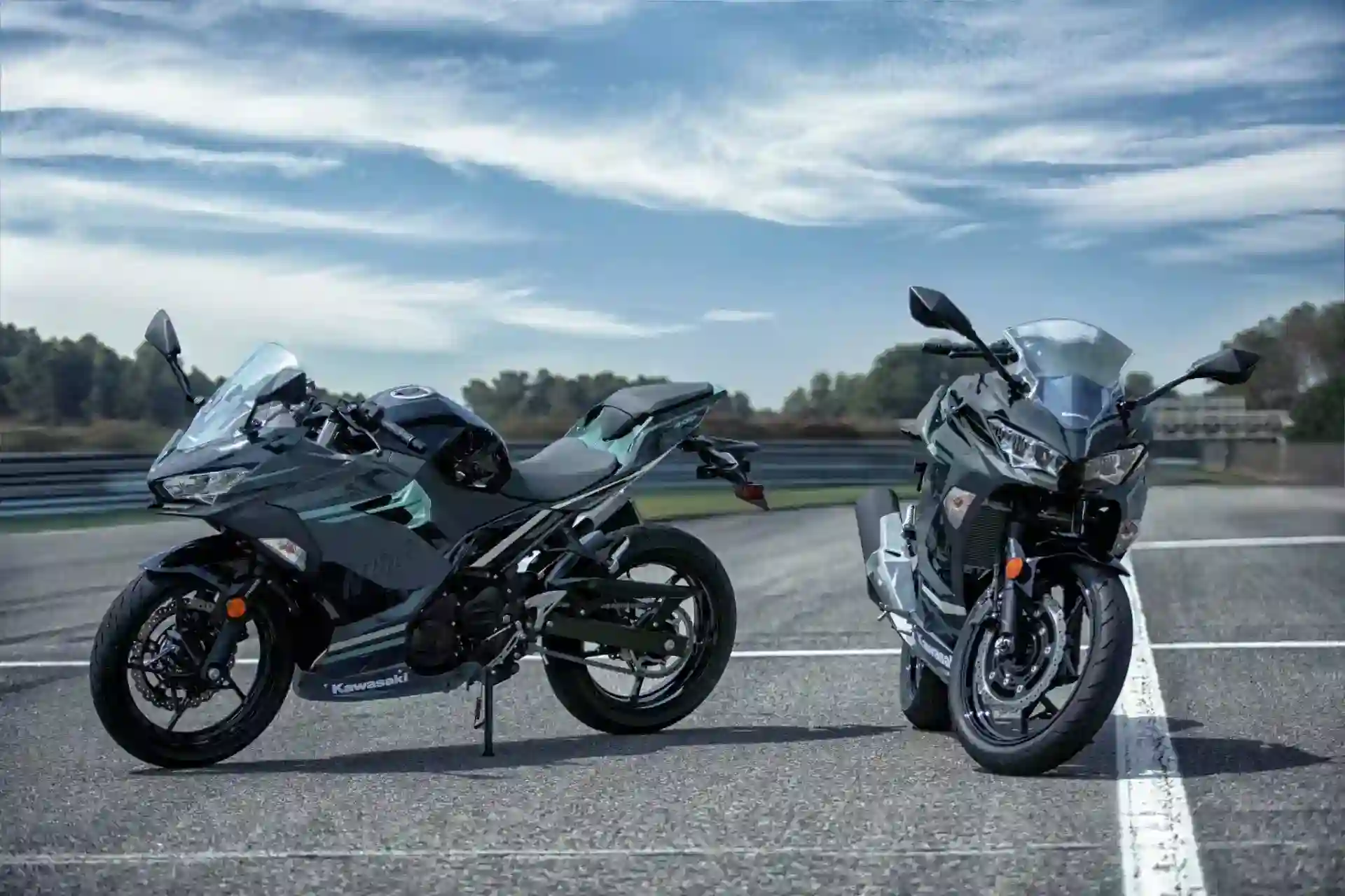 Kawasaki Ninja 400 KRT Edition 2020