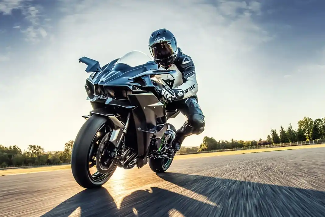 Kawasaki Ninja H2R 2022