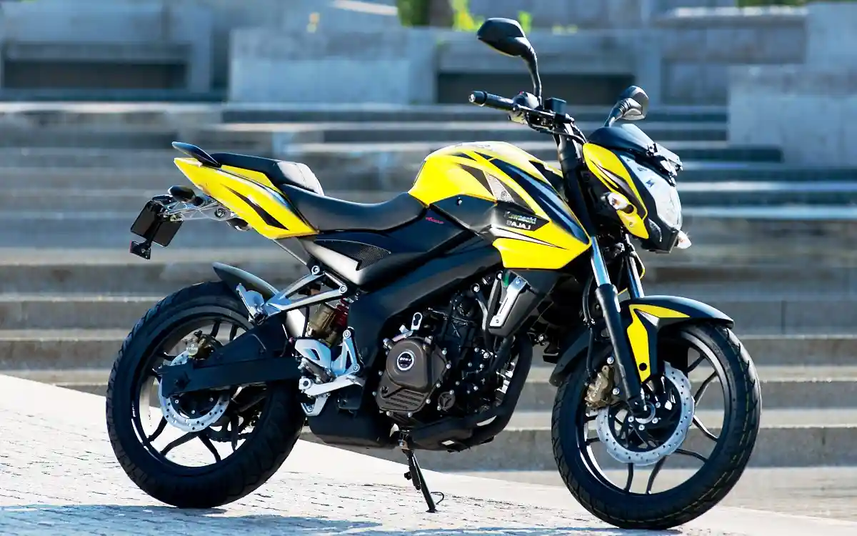 Kawasaki Pulsar 200NS 2017