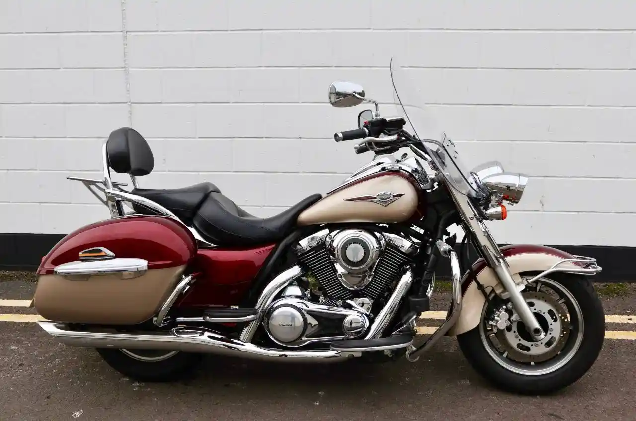 Kawasaki VN1700 Classic Tourer 2009