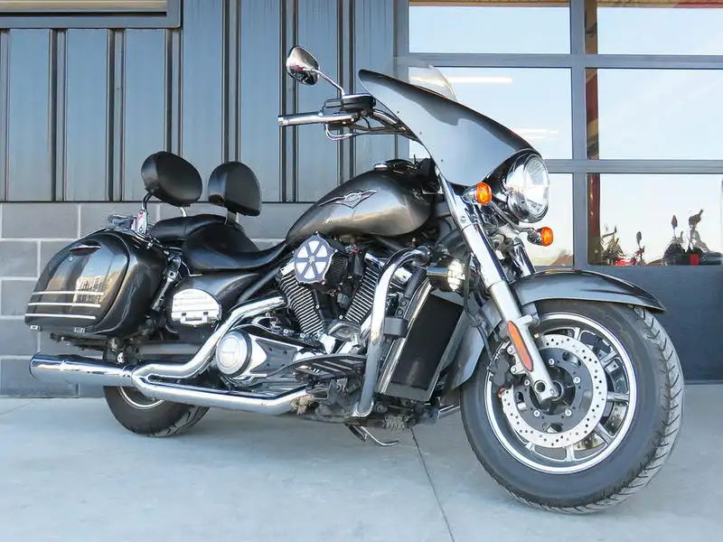Kawasaki Vulcan 1700 Classic 2013