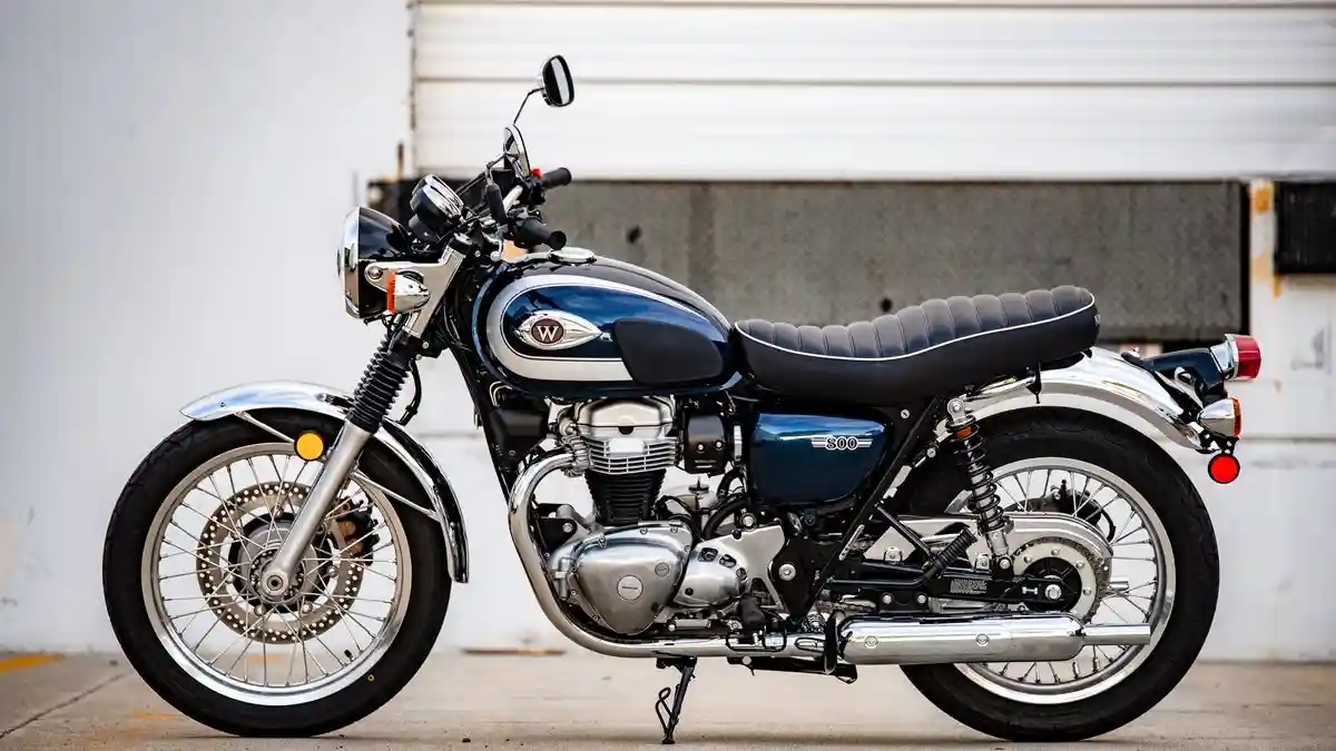 Kawasaki W800 2021