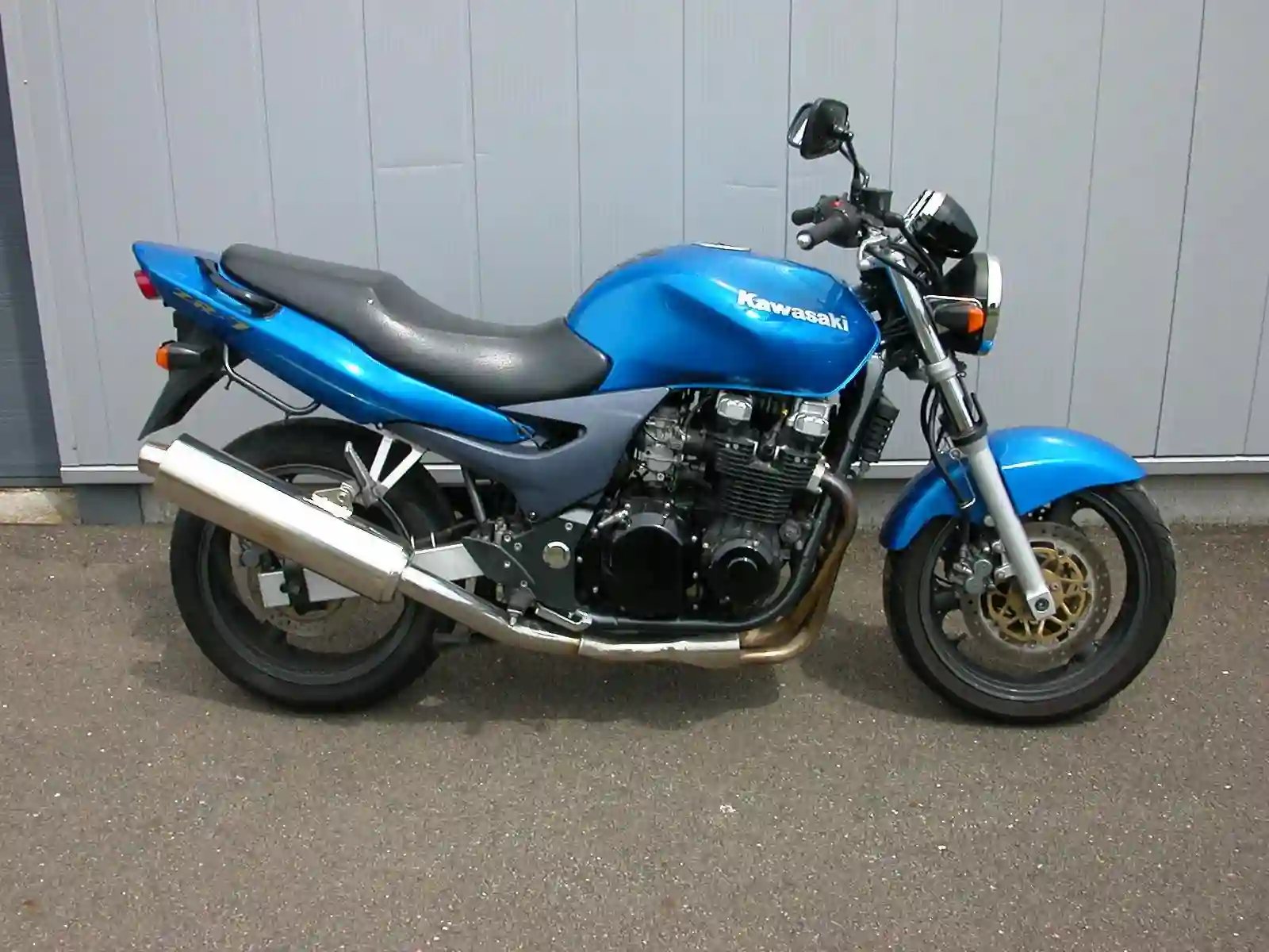 Kawasaki ZR 7 2002