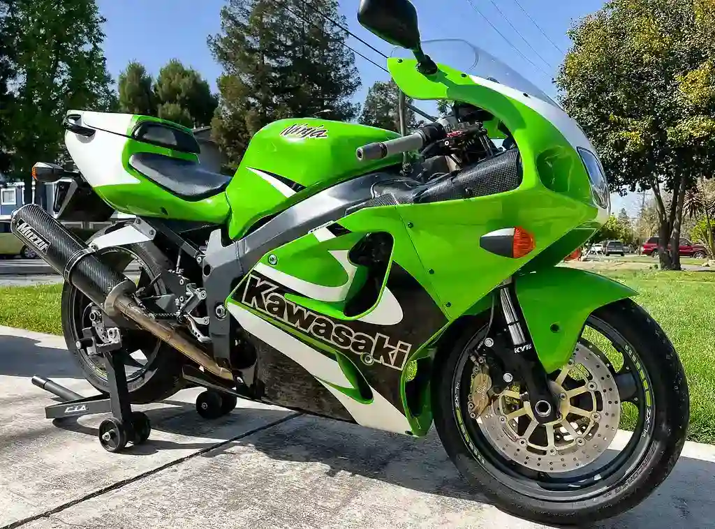 Kawasaki ZX 7R Ninja 2001