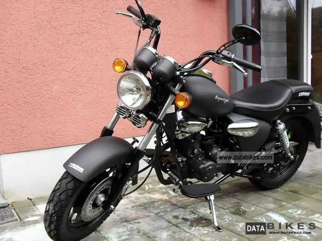 Keeway Superlight 150 2009 1