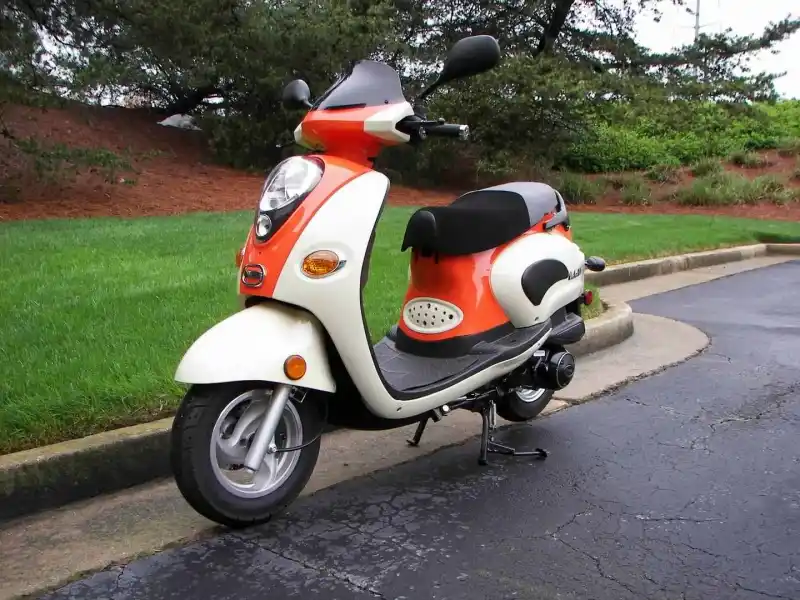 Linhai Aeolus Retro 150 2017