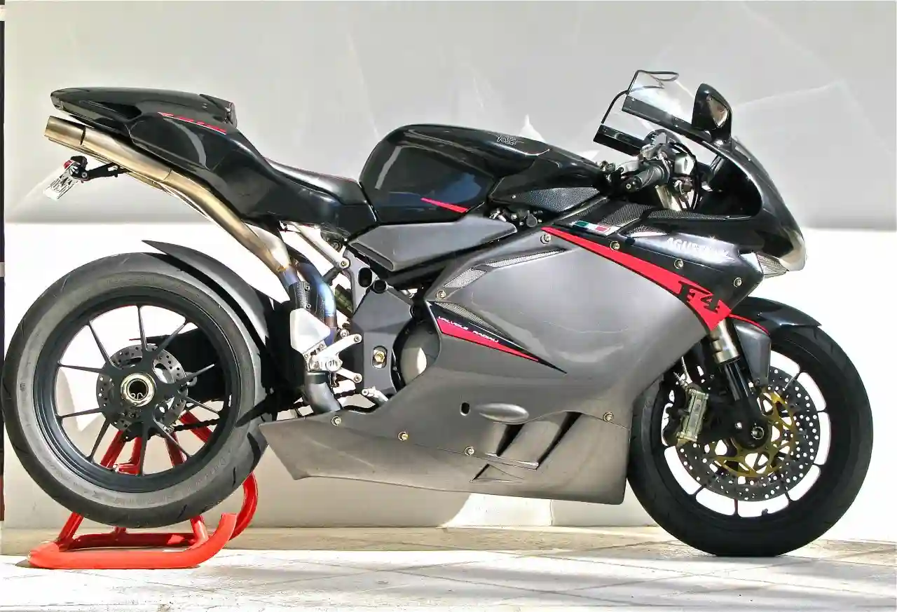 MV Agusta F4 R312 11 2008