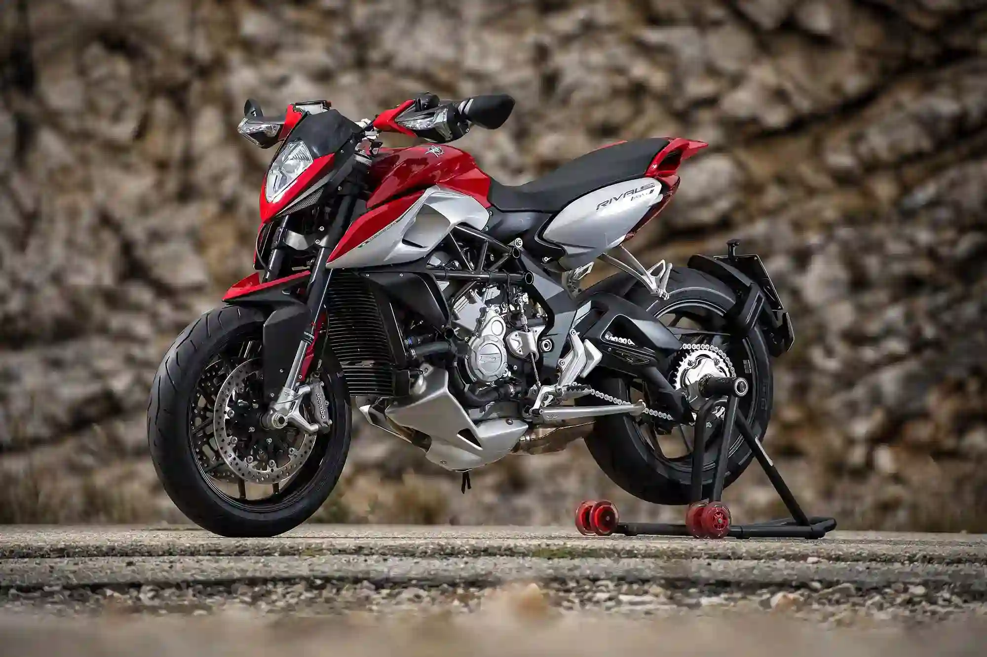 MV Agusta Rivale 800 2014