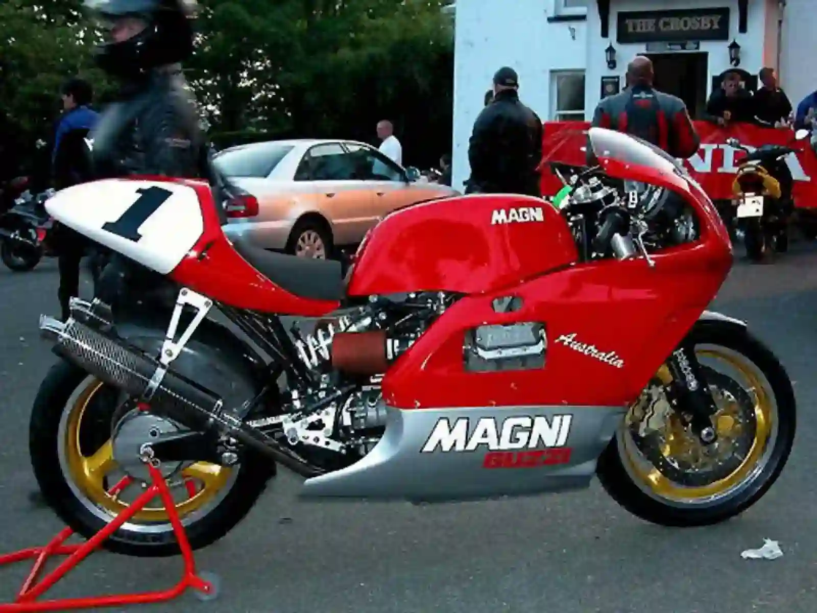 Magni Australia 2001