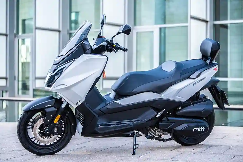 Mitt 330 GTS 2020