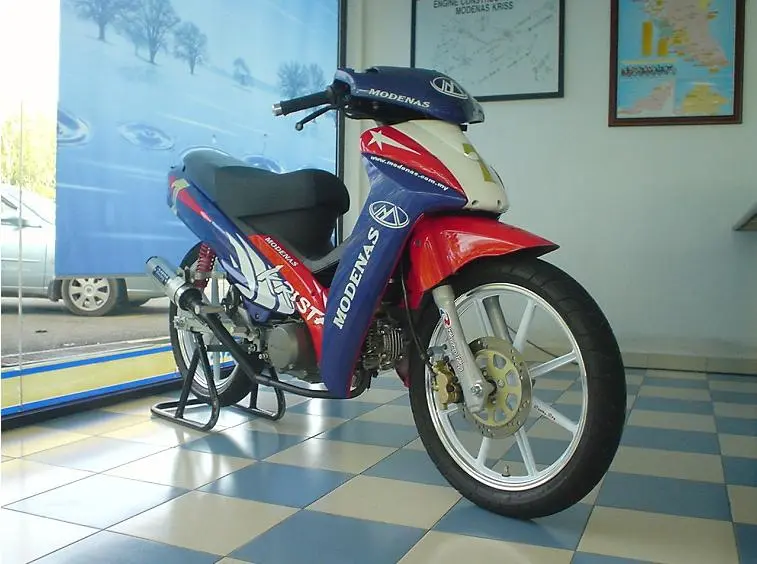 Modenas Kristar 2011