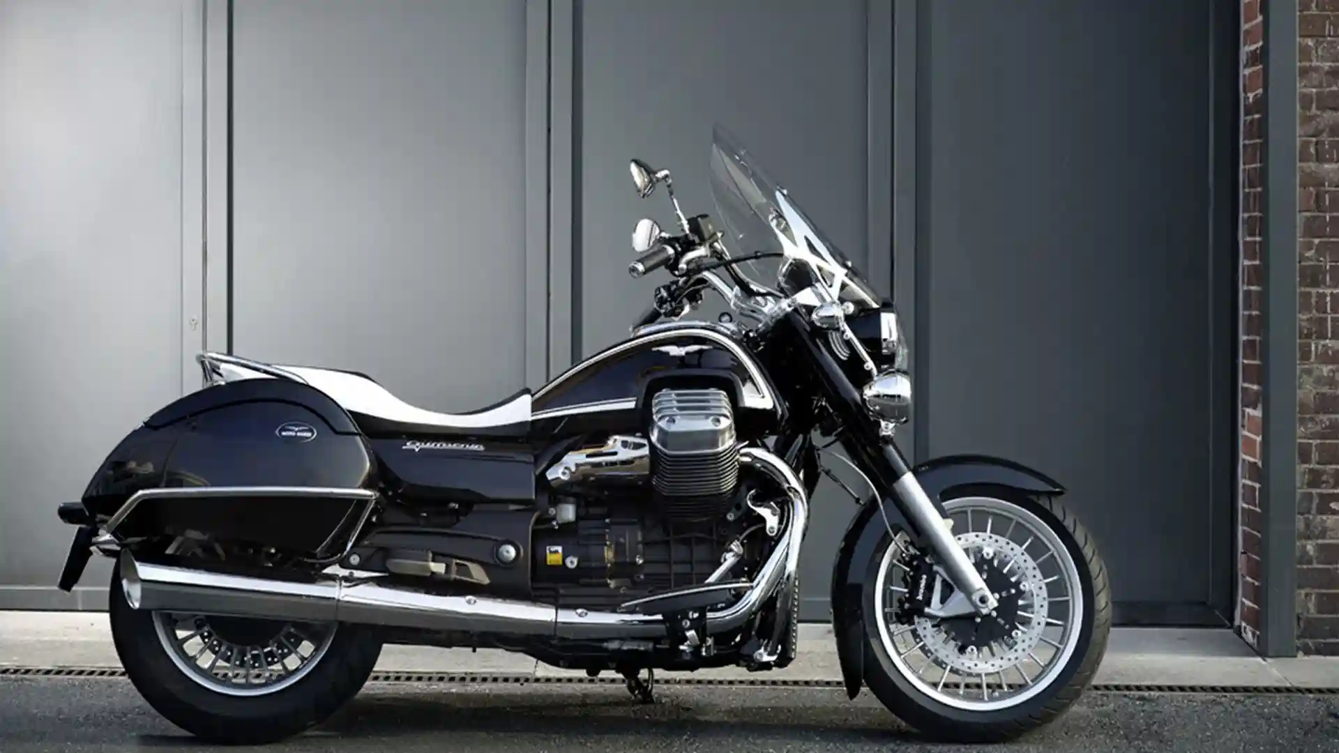 Moto Guzzi California 1400 Touring 2018