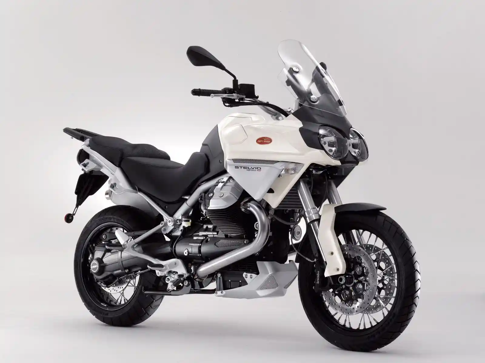Moto Guzzi Stelvio 4V 2012